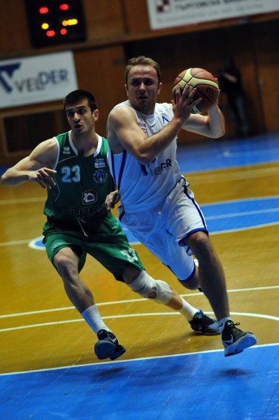 Левски се наложи със 78 77 над Балкан Ботевград в1