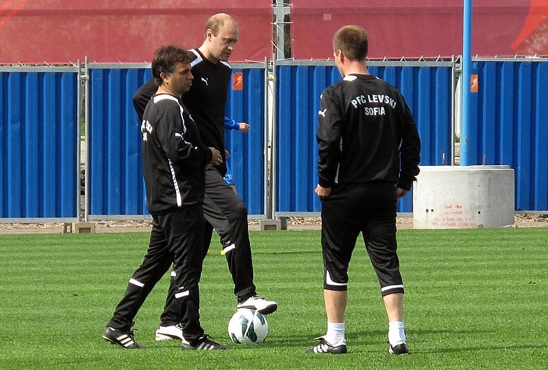 Новото треньорско ръководство на Левски изведе отбора на първа тренировка1