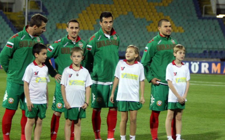 Приключихме 2012 със загуба, но не и в официален мач