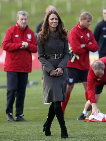 Дукеса Кейт и принц Уилям при английските национали1