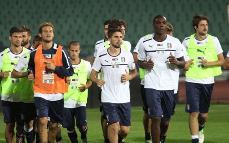 Италия тренира на стадион 