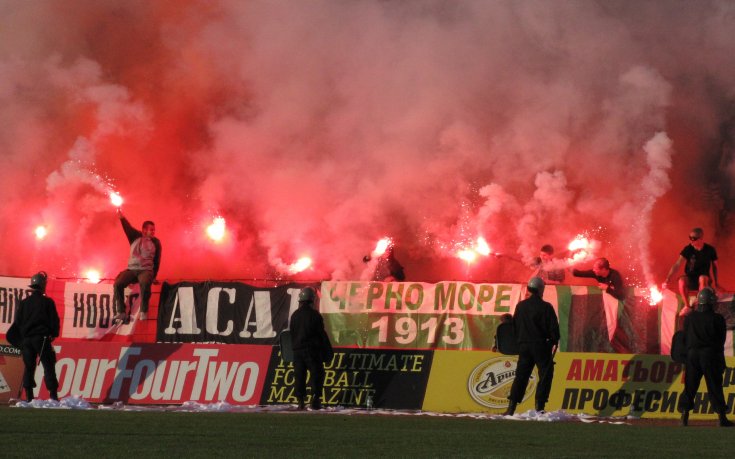 Левски оцеля след късна драма във Варна