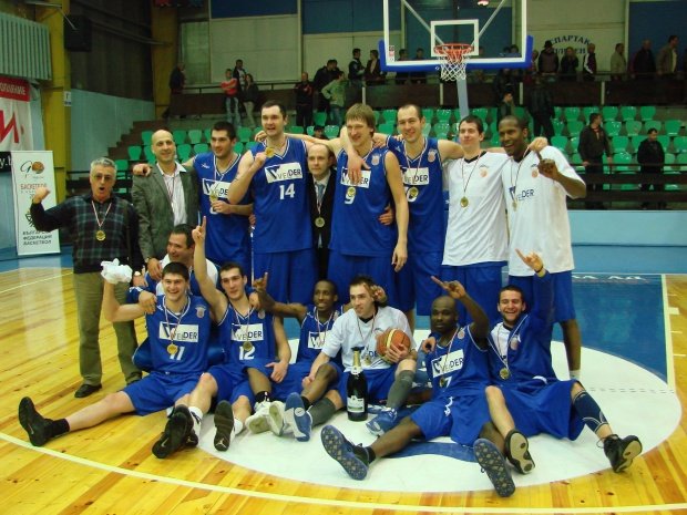 Баскетболният Левски триумфира с Купата на България за мъже след1