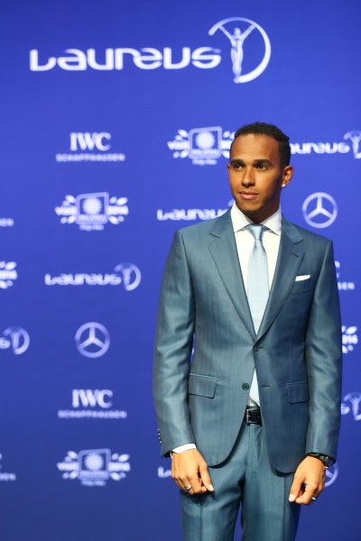 Люис Хамилтън1