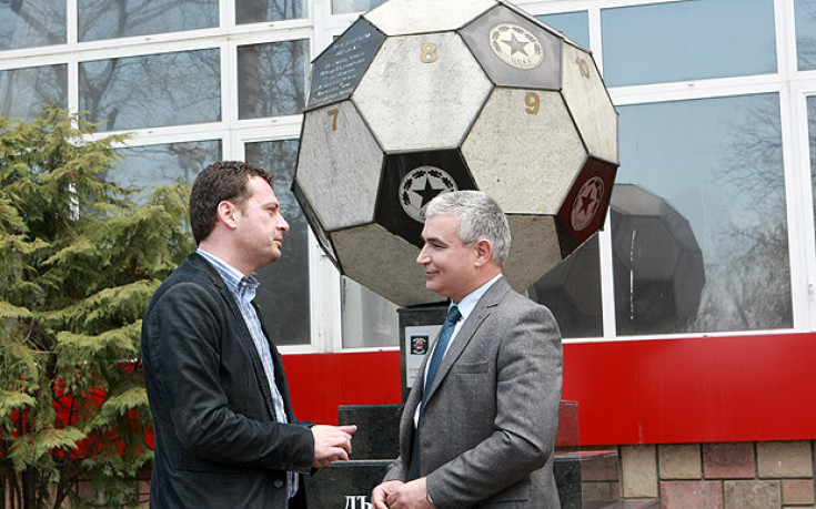 Депутати купиха акции на ЦСКА