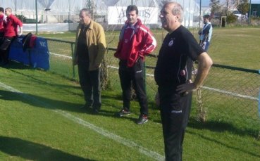 Повишават Костадинов и Пенев в ЦСКА