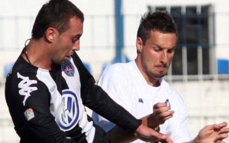 Партизан се подхлъзна в борбата за титлата