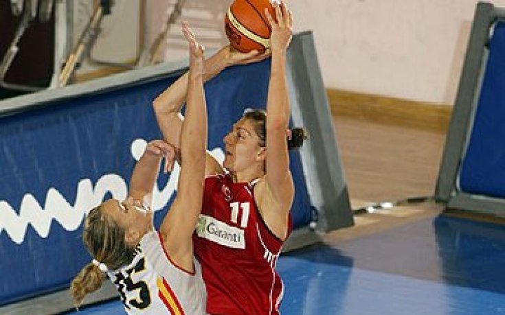 Родена в България - лидер на националния на Турция