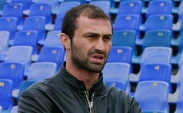 Илиян Стоянов гони треньора си, вдига скандал в Япония