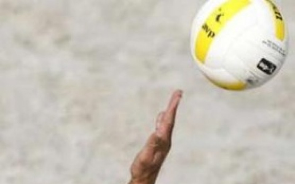 Волейболистът със счупен врат бе върнат в Китай