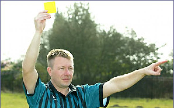 Румънската футболна федерация изрита 10 съдии