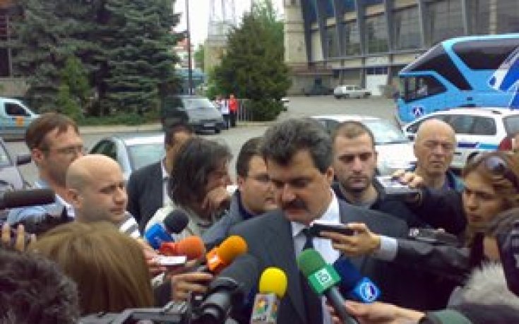 Батков: Взимаме още един нов футболист, Шапюи идва на проби