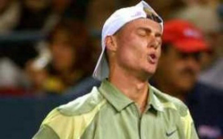 Хюит се подготвя при бившия треньор на Федерер