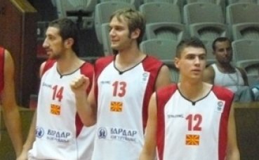 ЦСКА държи на Мираковски и Аврамовски