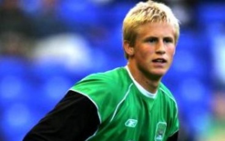 Шмайхел отива при Ангел Червенков?