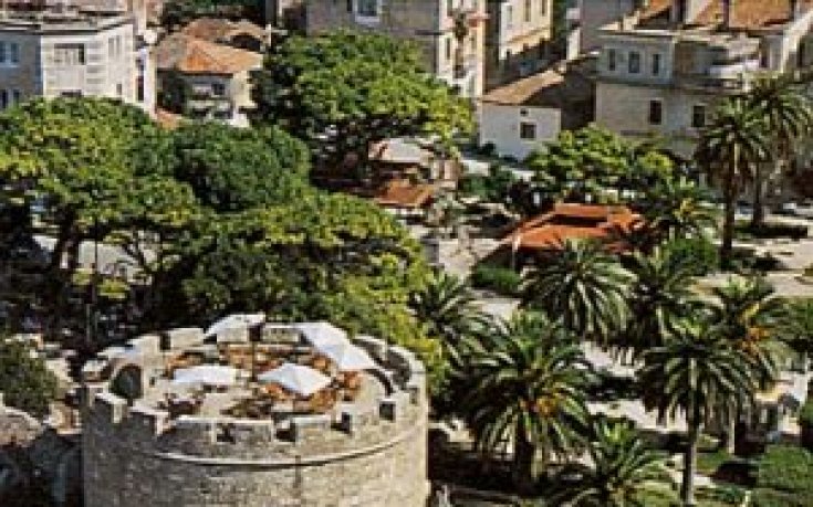 Литекс гостува на Беса в Дурас