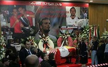 Испанските национали ще играят с името на Пуерта