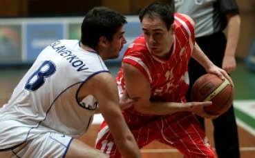 Левски бие в последната проверка преди шампионата