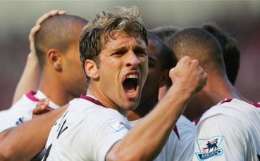 Съотборник защити Стилиян Петров след освирквания