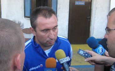 Стоилов: Бразилците ще повишат скоростната техника в Левски