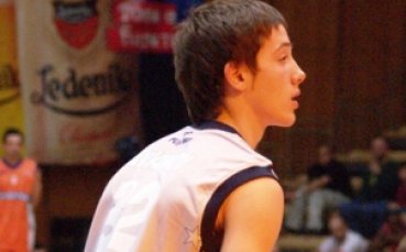 17-годишният Аврамов дебютира в УЛЕБ