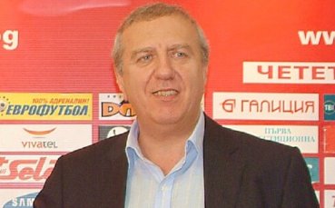Томов предложи нов договор на Велизар