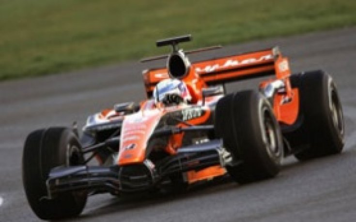 Форс Индия мисли още седмица