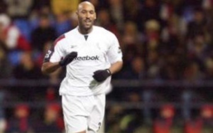 Болтън не може да спре Анелка за Челси