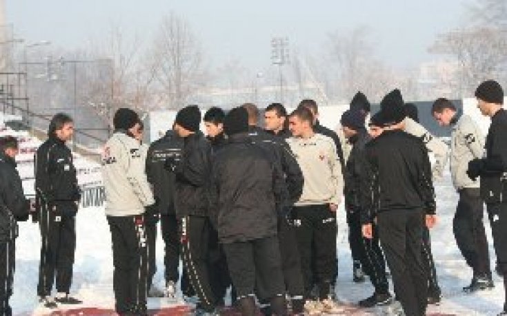 Локо Пд среща Чеахлул и Шериф в Турция