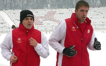 Японци мътят главата на Чиликов