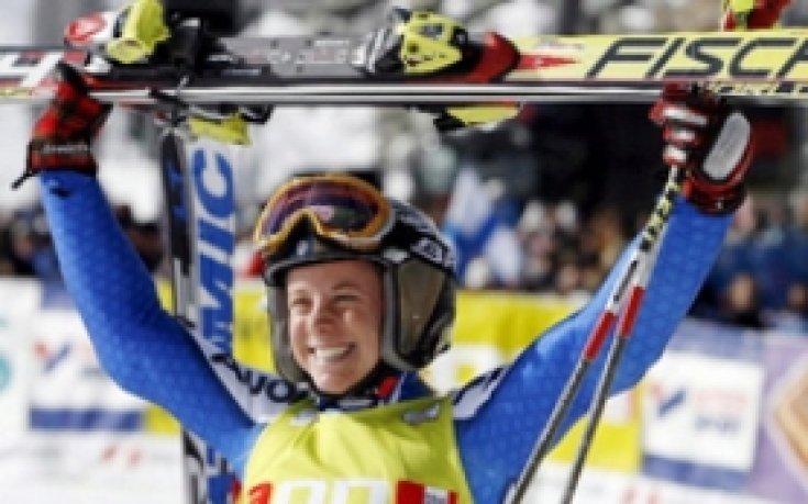 Карбон спечели гигантския слалом