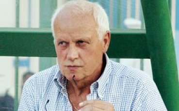 Селекционерът на Камерун бесен от условията в хотела