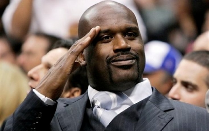 Шак във Финикс, разменен за Мериън и Банкс