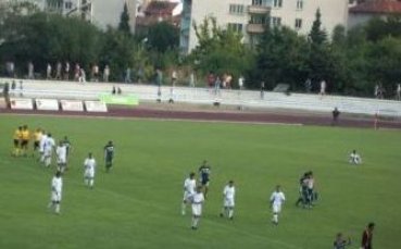 Политехника Галац надигра и Беласица в Албена