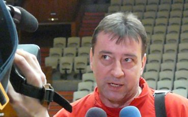 ЛукОйл за 11-ти път отбор на месеца, Лукаич – номер 1 при треньорите