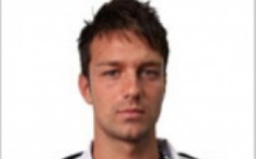 Младенов с пет минути за Том при загубата от Спартак Москва