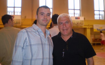 40 слушат лекциите на Пини Гершон в София