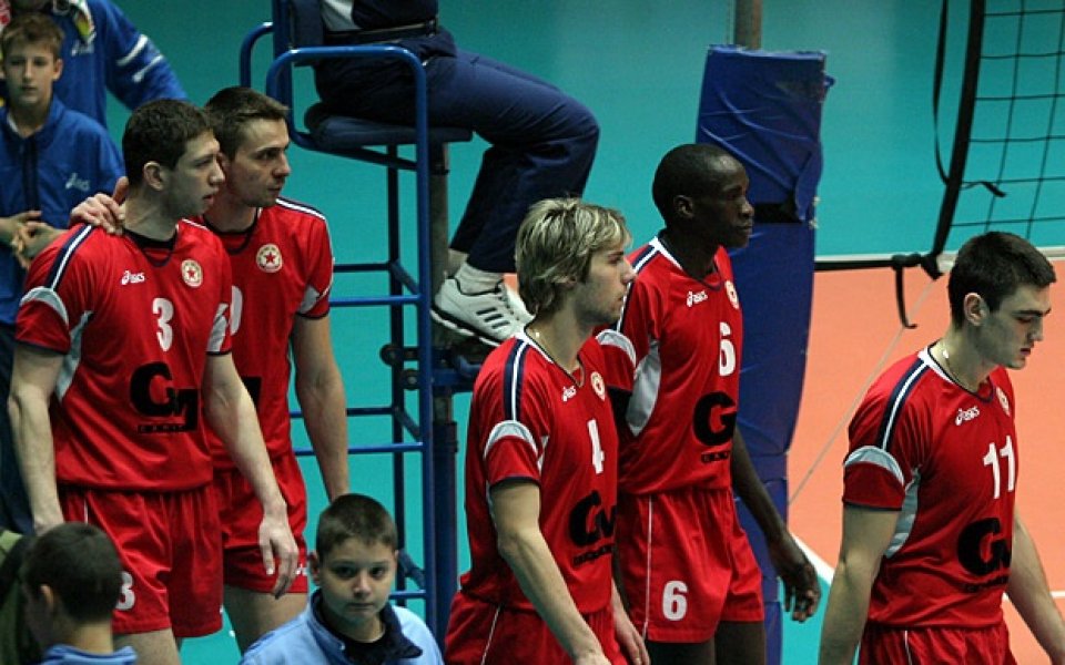 ЦСКА и Марек дръпнаха с по 2-0 победи в полуфиналите