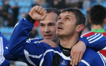 Лазаров падна от Спартак Москва