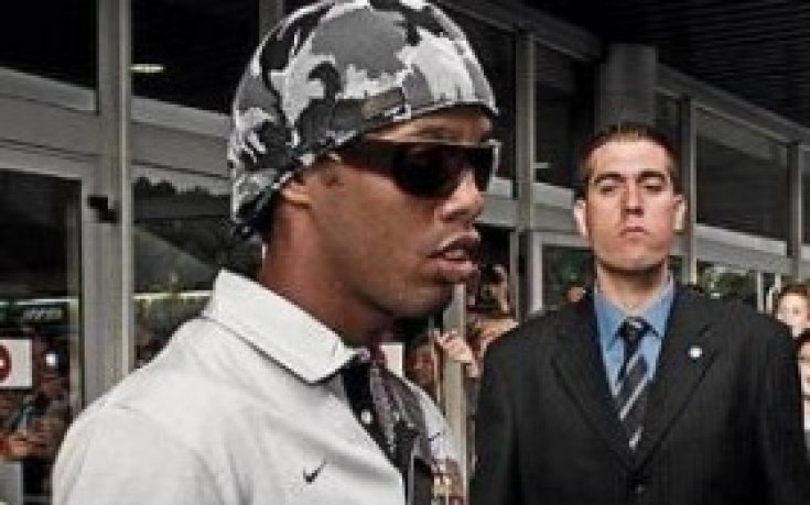 Загадъчна травма на Роналдиньо попречила на трансфера му в Милан?