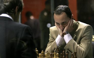 Загуба за Веселин Топалов, Чепаринов с реми