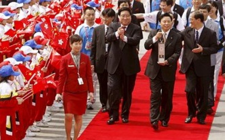 Прекъсват щафетата на Олимпийския огън заради траура в Китай