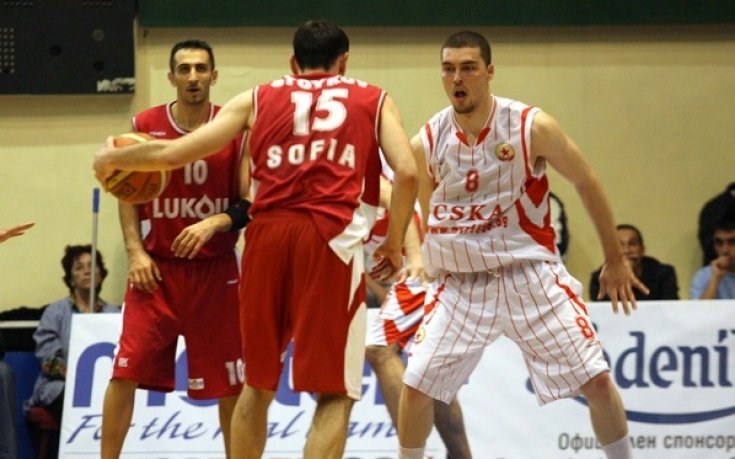 Гларуса за две години в Лукойл