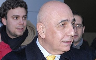 Барселона иска 50 милиона от Милан за трио