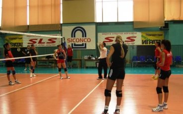 Жените супер фаворити, без Нели за „Елцин”