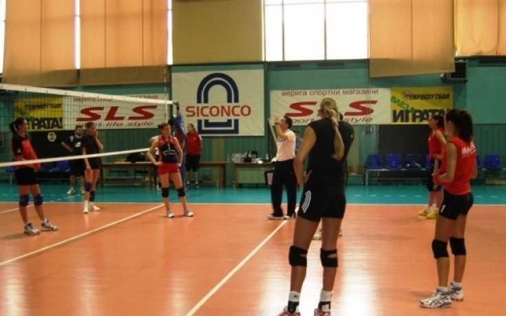 Жените супер фаворити, без Нели за „Елцин”