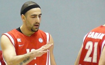 Антич: Мога да подпиша с всеки, но само, ако ЛукОйл ми разреши