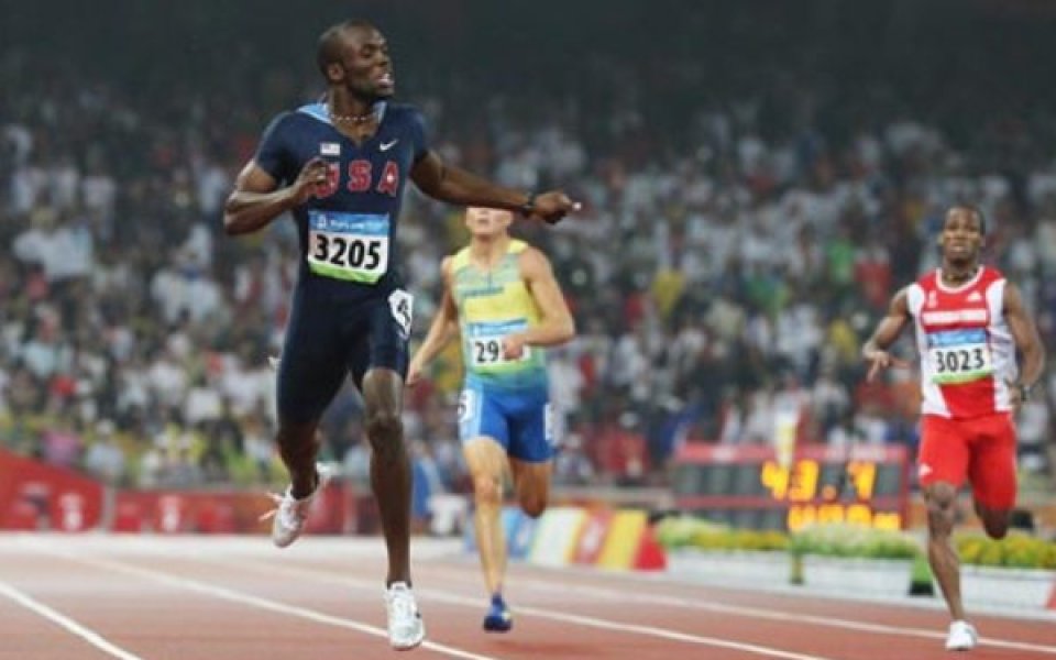 Американски триумф на 400 метра, Мерит детронира Уоринър
