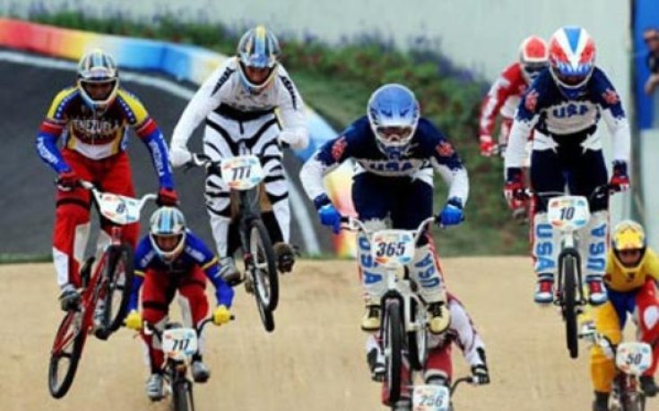 Латвиец и французойка със златото при олимпийския дебют на BMX