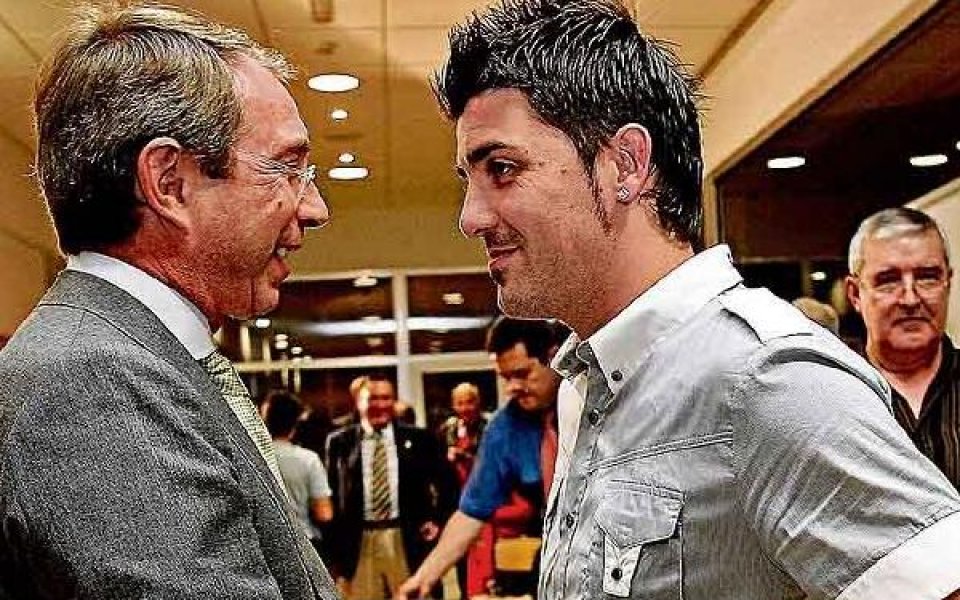 Президентът на Валенсия: Вия остава, в Реал да търсят друг играч